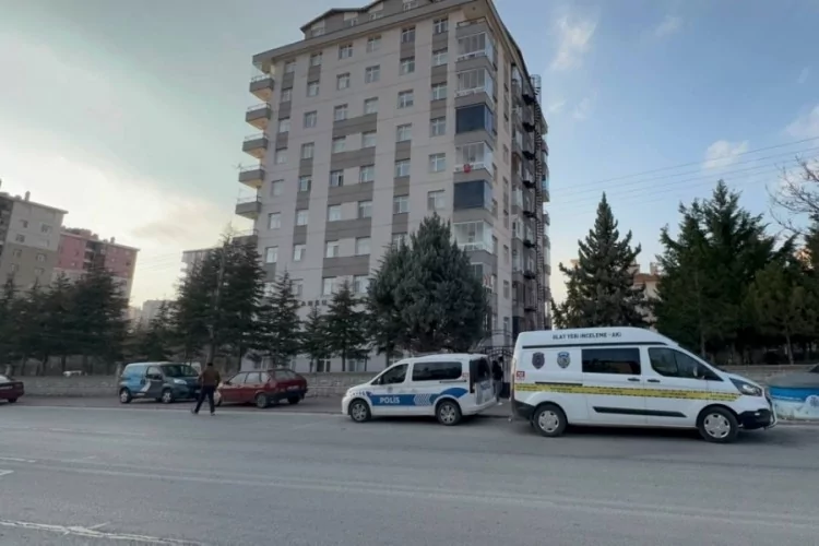 Eşini Tabancayla Vuran Adam Yakalandı!