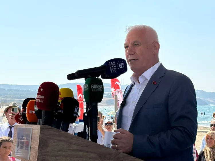 Eşkel Sahili Mavi Bayrak ile Taçlandı!