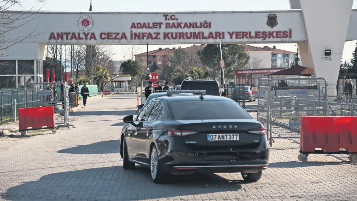 Eski Başkan Cezaevine Girdi!