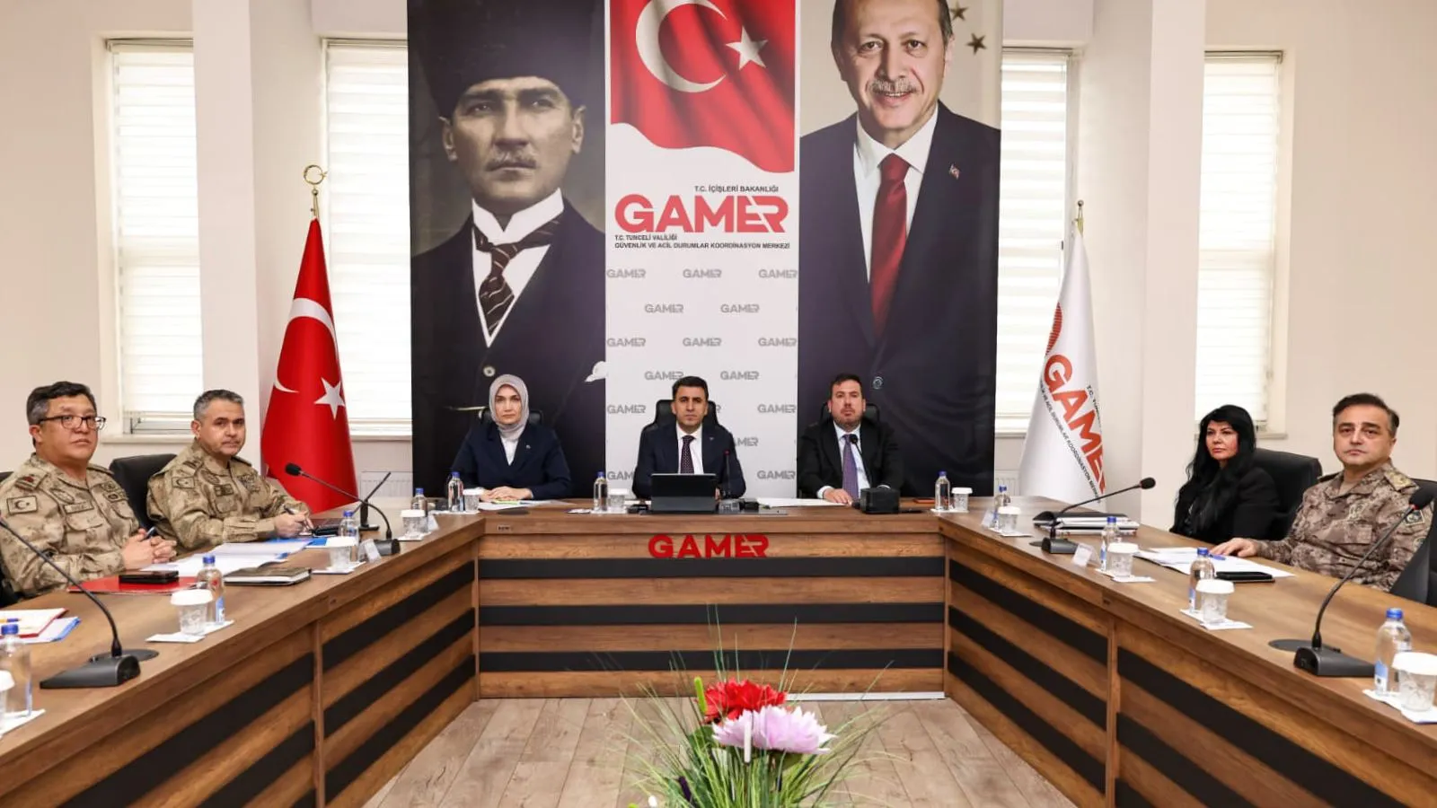 Eski Vali Tuncay Sonel, 4 Suçtan Tutuklandı!