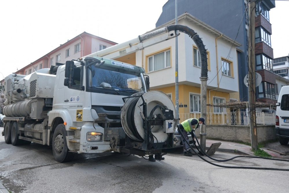 Eskişehir’de Altyapı Temizliği ve Denetimi Devam Ediyor