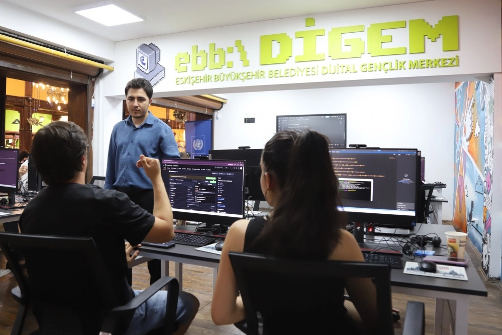 Eskişehir’de Gençlere Ücretsiz Dijital Eğitim Fırsatı