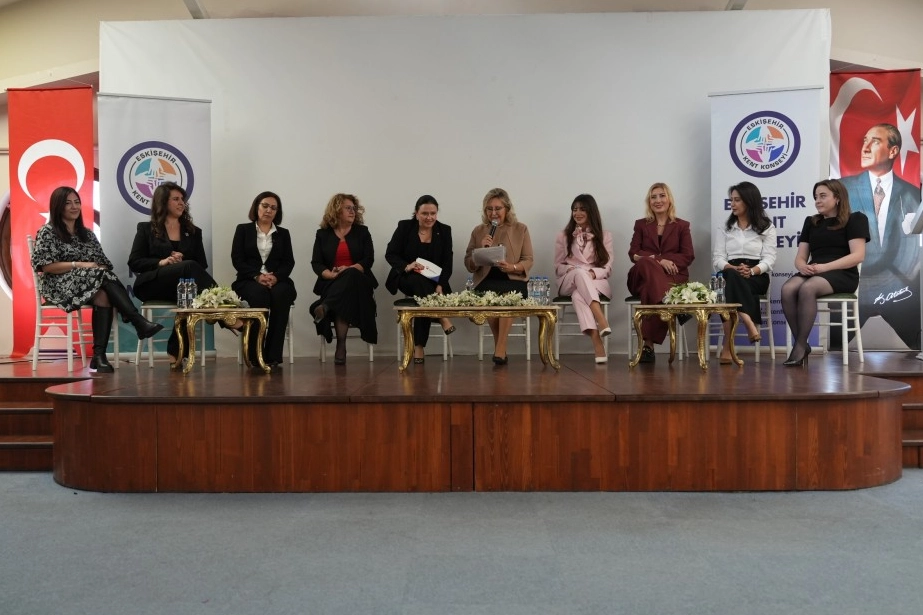 Eskişehir’de İlham Veren Kadın Girişimciler Paneli