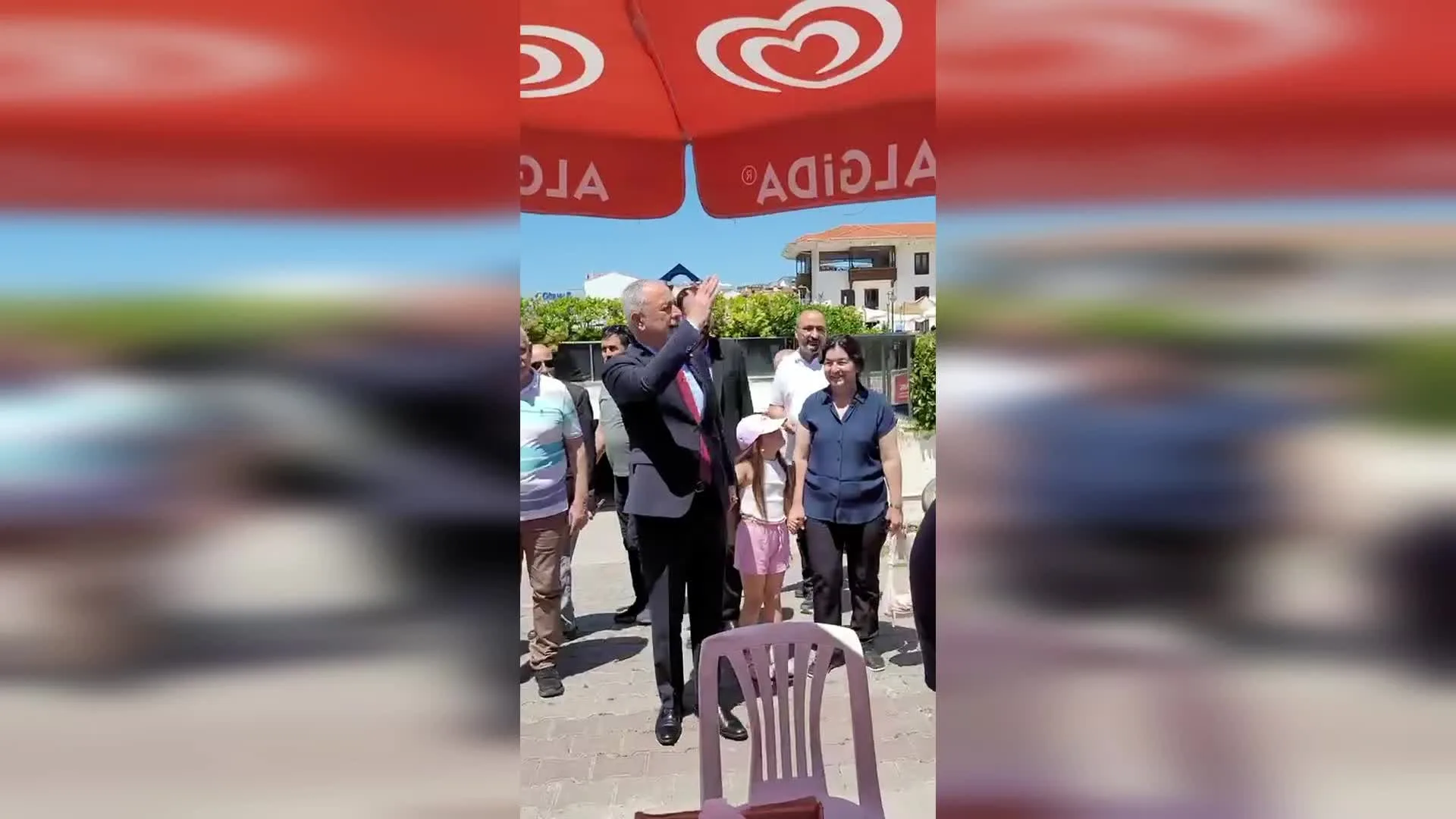 Esnaf: Acele Seçim İstiyoruz, İllallah Ettik!