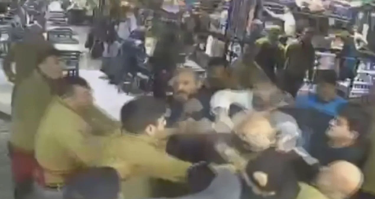 Esnaf Kavgası Güvenlik Kamerasında Görüntülendi!
