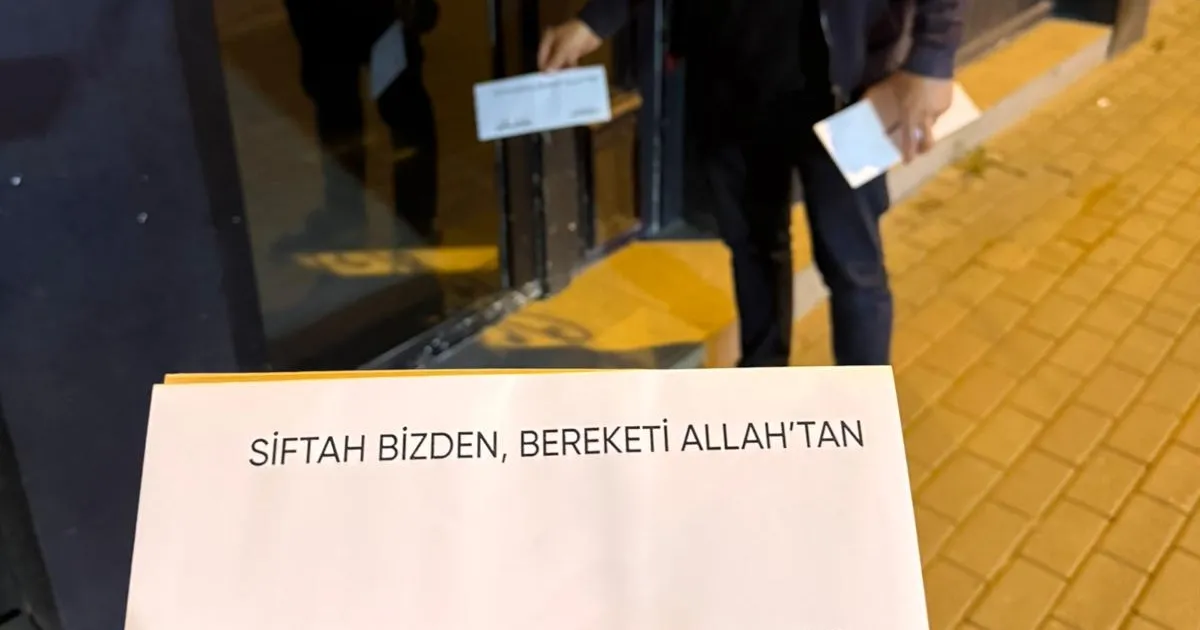 Esnafa Destek: Bereket Zarfıyla Dayanışma