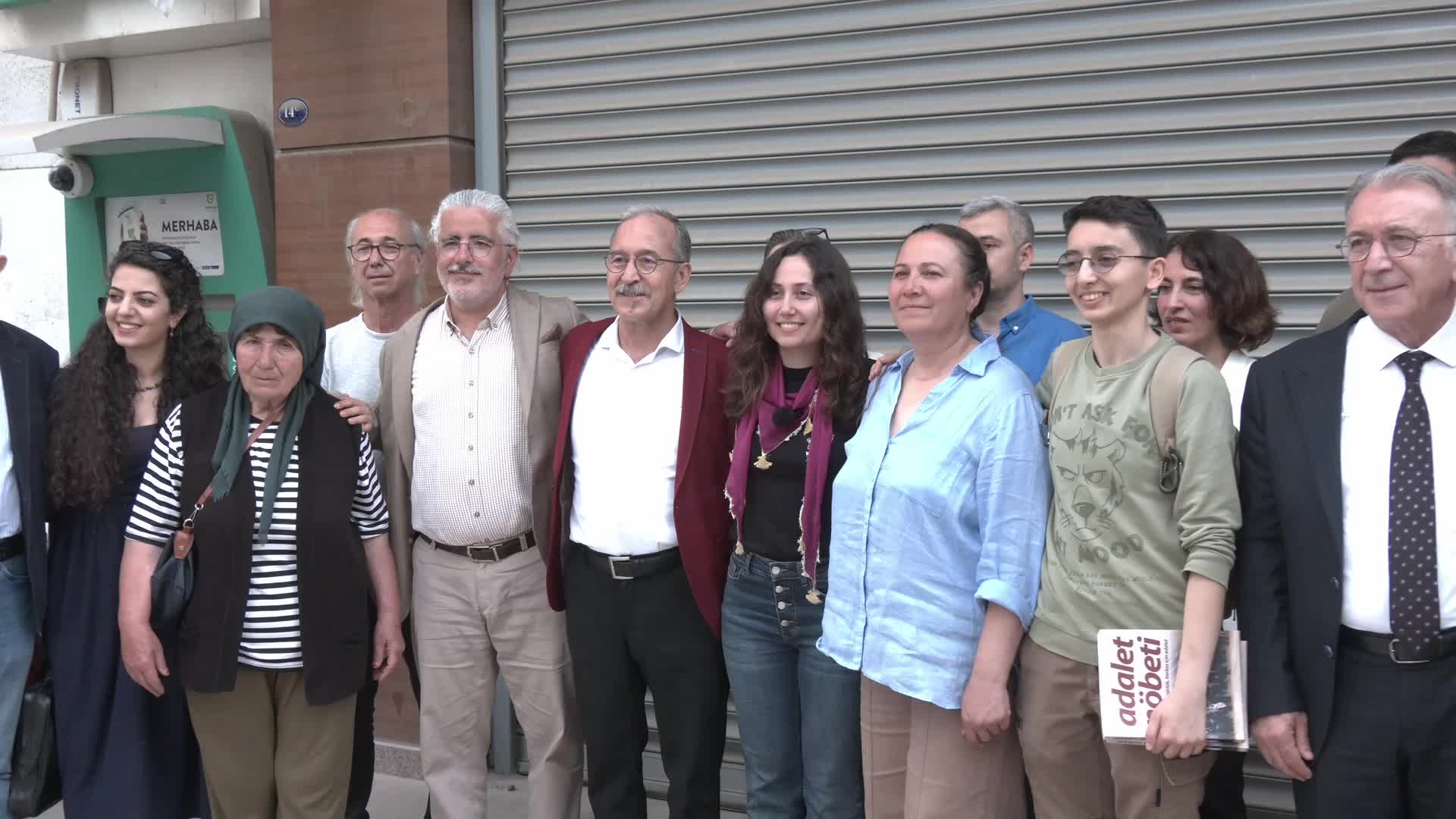 Esra Işık Tahliye Edildi, Hukuksuzluk İtiraz Ediliyor!
