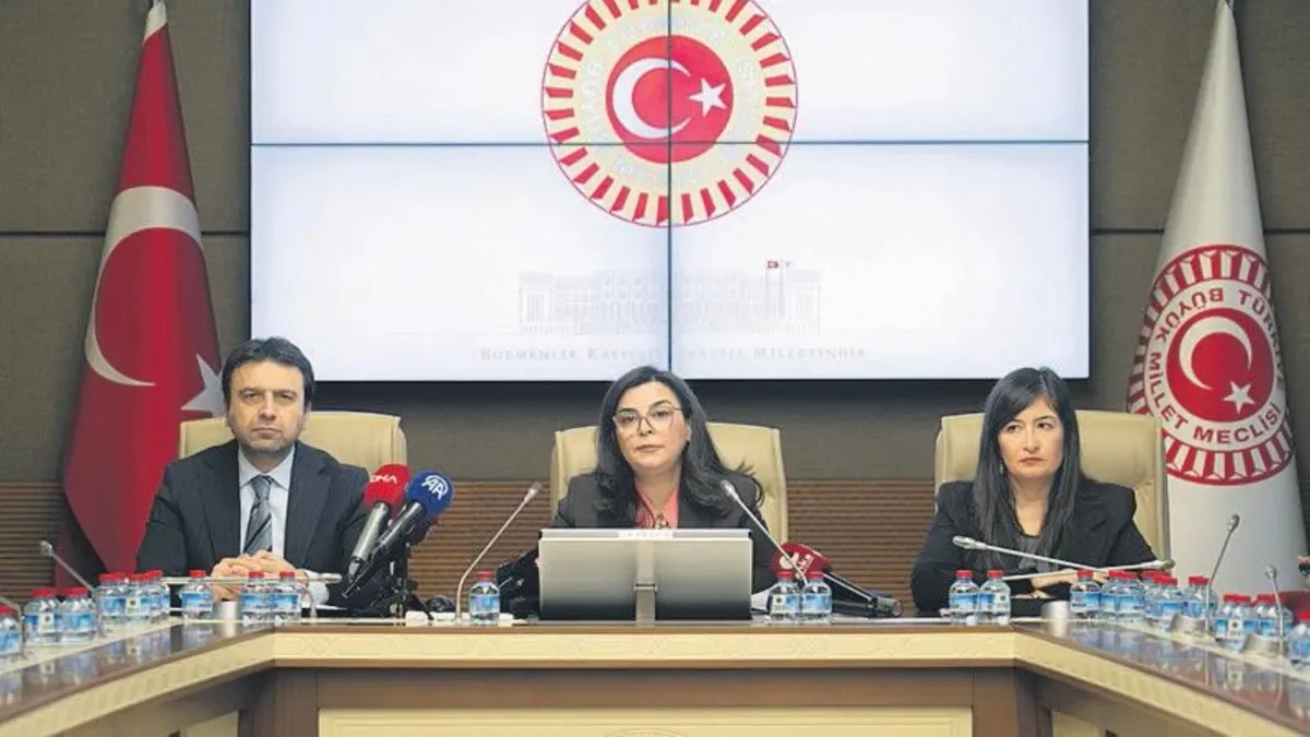 Etkileşim İçin Suç İşleyenler: Alperen Süer