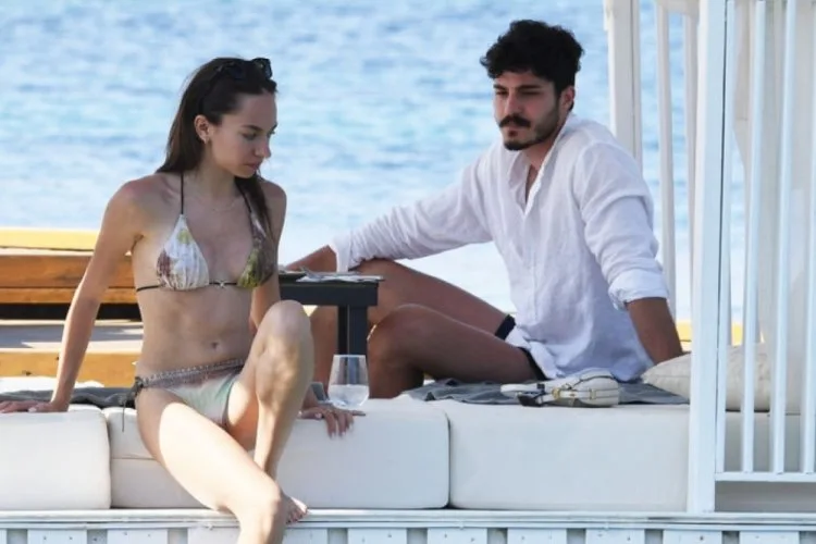 Eylül Tumbar ve Enes Koçak Bodrum’da tatilde!