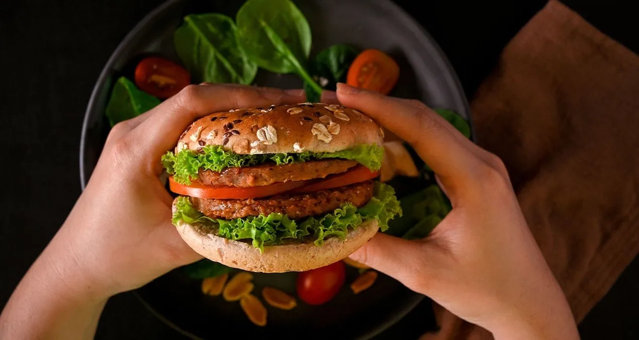 Fast Food Devine Şok: İflas ve Nakit Krizi!