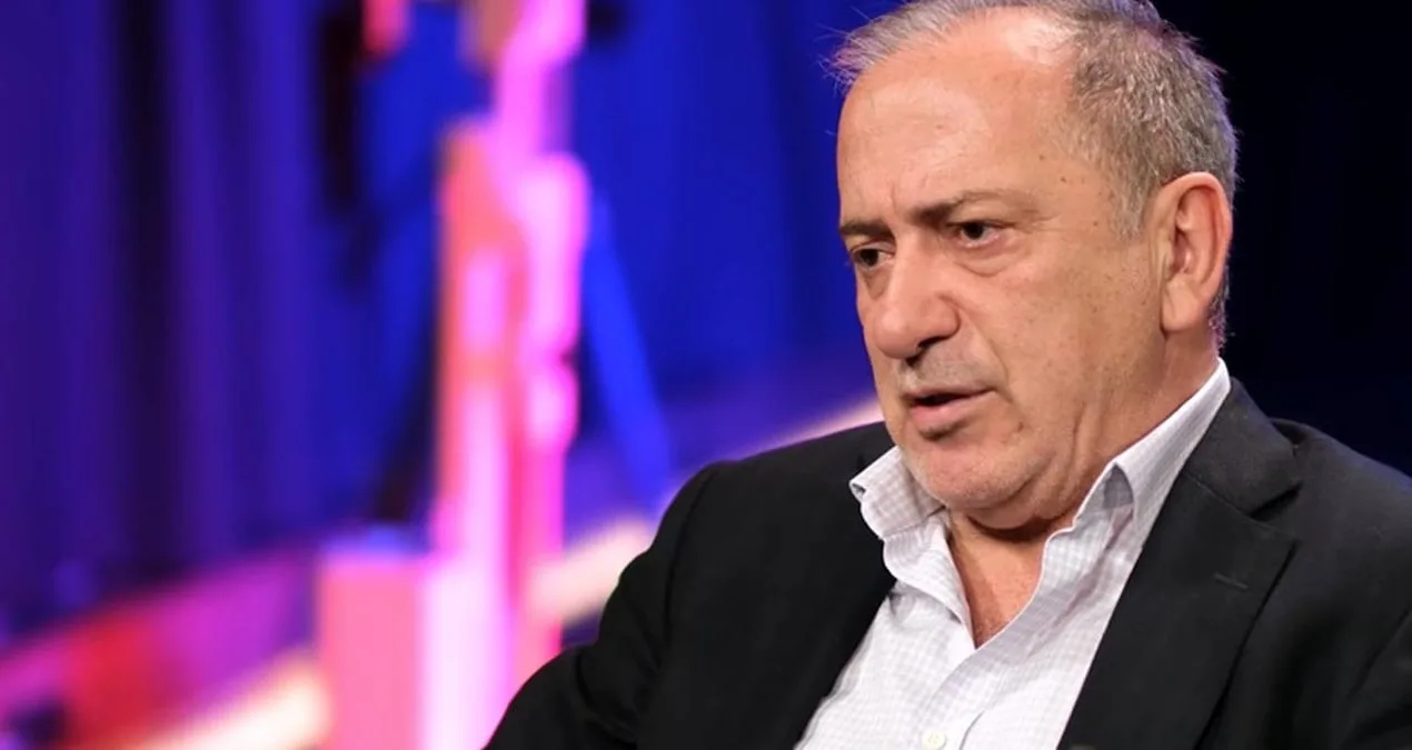 Fatih Altaylı’ya Tehdit: Evine Pankart Astılar!