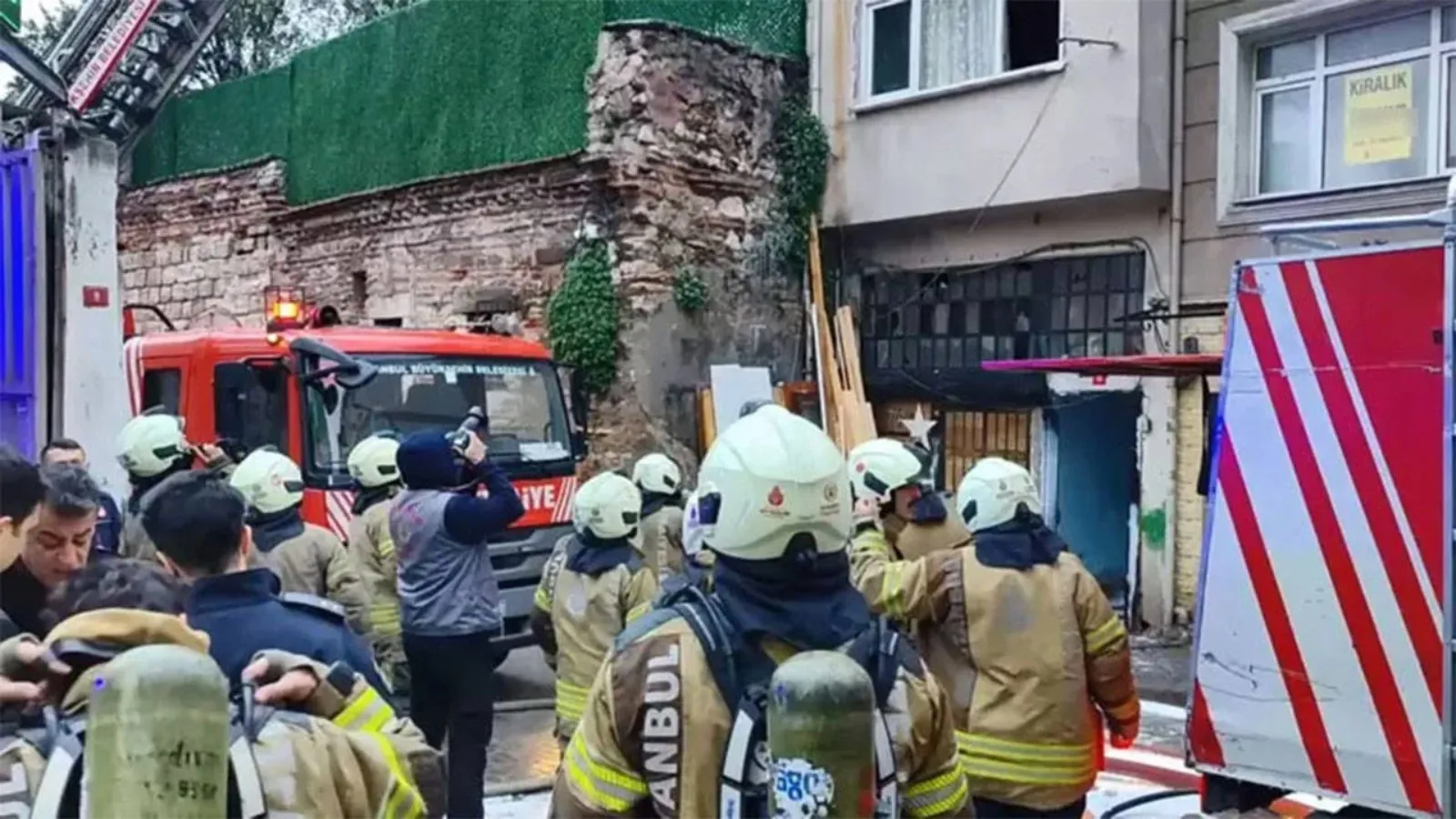 Fatih’te Apartman Yangını: 1 Ölü, 5 Yaralı