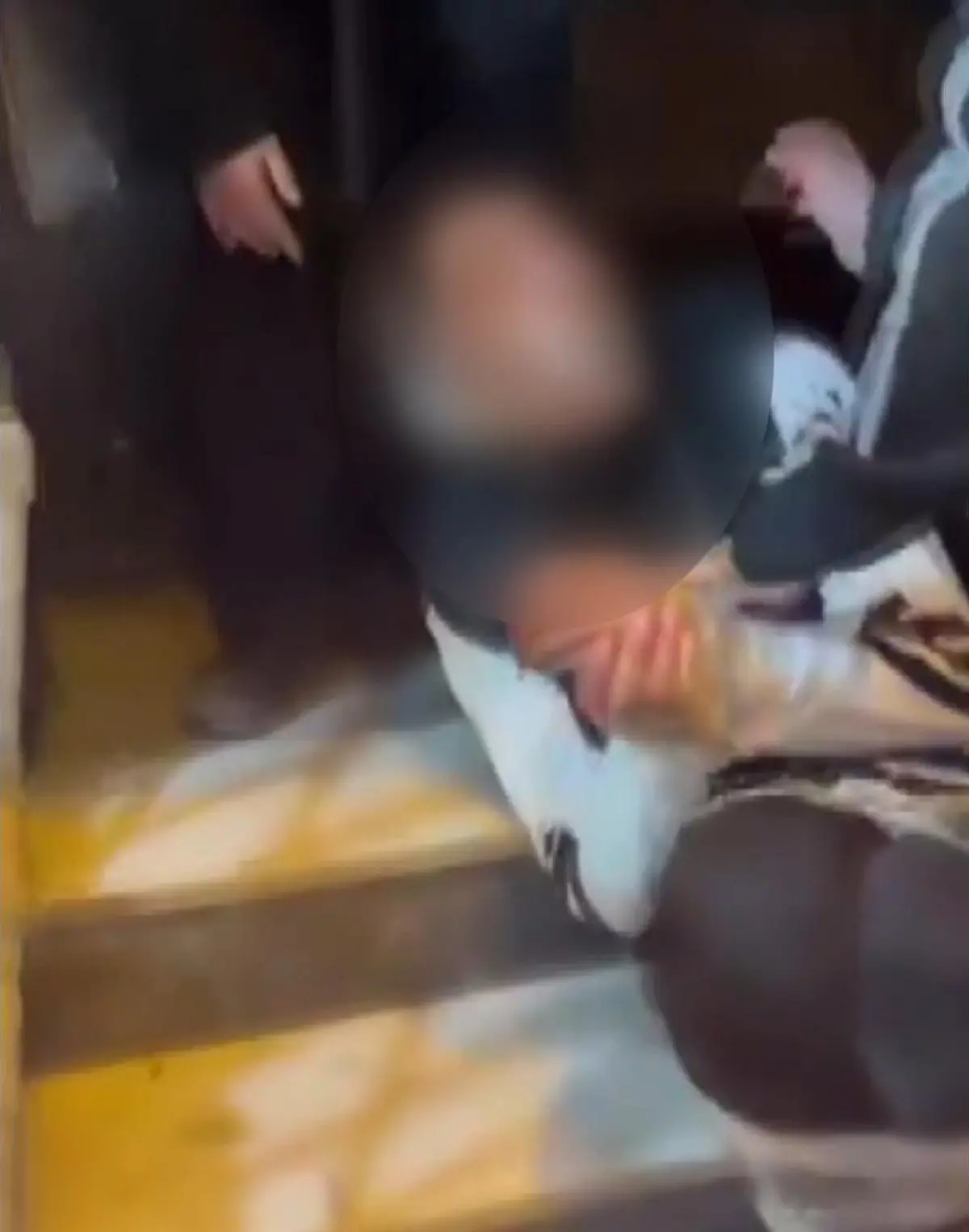 Yer: İstanbul! Ağzını, ellerini ve ayaklarını bantlayıp darbedip paylaştılar 5
