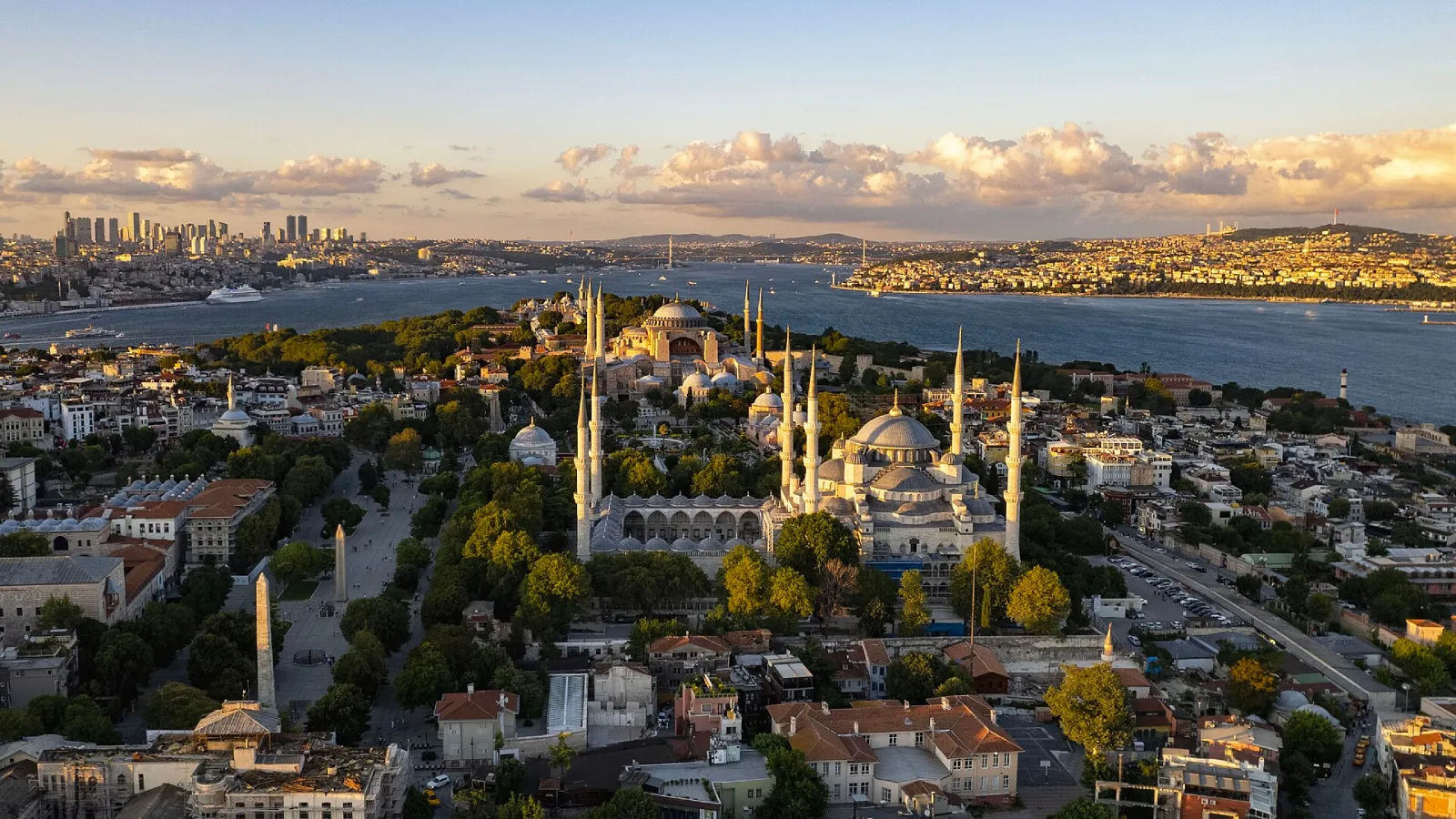 Fatih’te Otopark Sorununa Yenilikçi Çözüm!