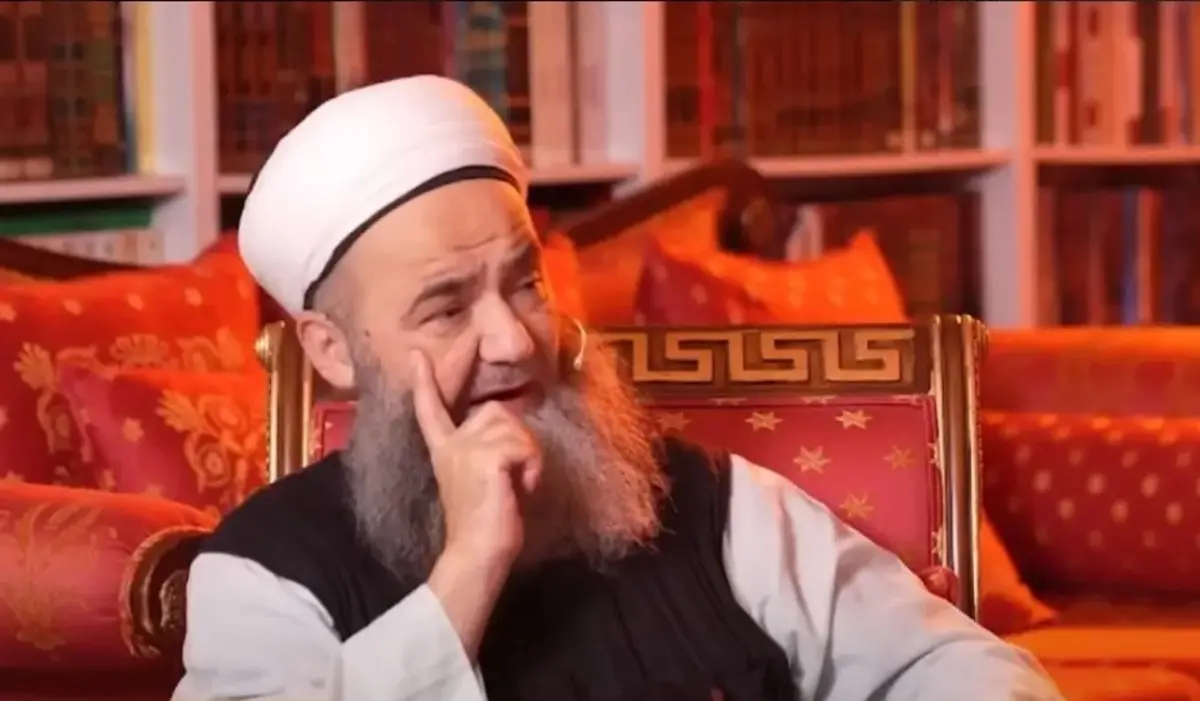 Cübbeli Ahmet ten Fatma Betül Sayan Kaya ya sert sözler!