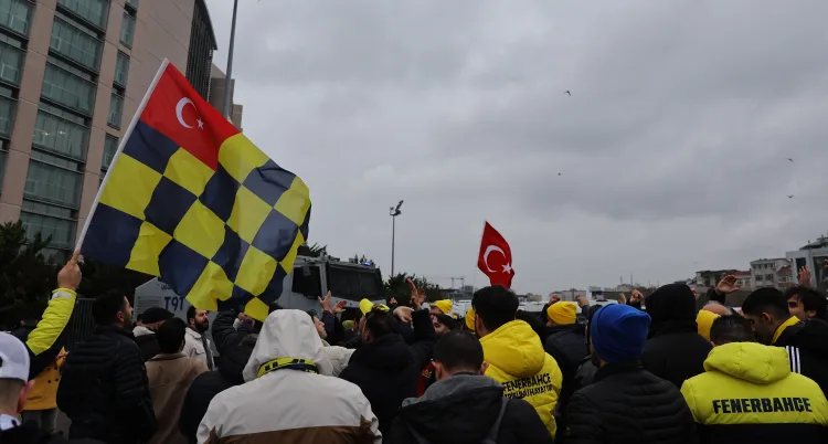Fenerbahçe Başkanı Saran, adli kontrolle serbest!