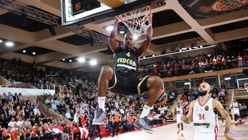 Fenerbahçe Beko’dan şok yenilgi, Efes galip!