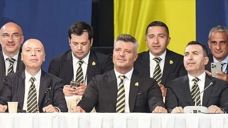 Fenerbahçe’de Olağanüstü Toplantı: Yenilgi Değerlenecek!