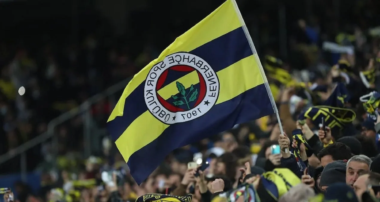 Fenerbahçe’den Tarihi Gece: Dört Galibiyet!