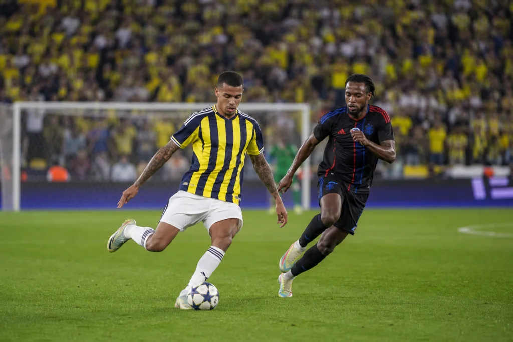 Fenerbahçe ve Lyon Berabere Kaldı: 1-1