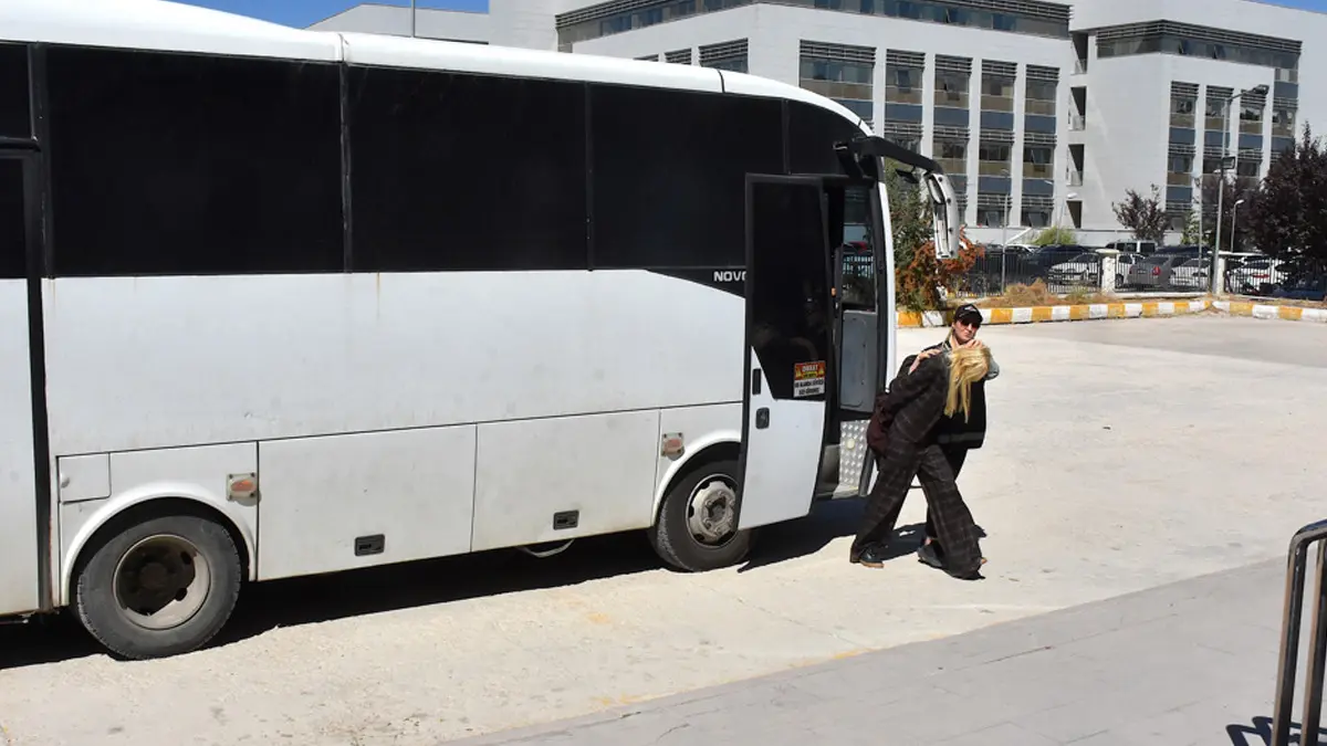 Düğündeki altınlarla gündem olan fenomen Çağla Öz Tançalan tutuklandı 3