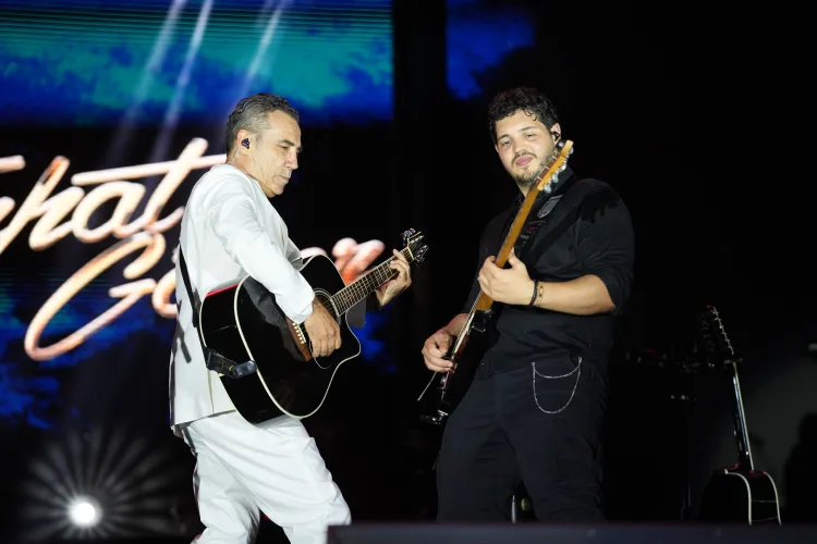 Ferhat Göçer, Ordu’da Duygu Dolu Bir Konser Verdi