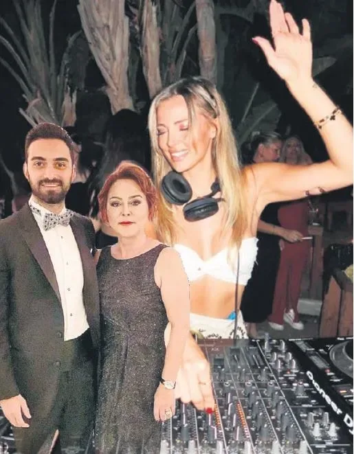 Fethi Sabancı’nın Yeni Aşkı: DJ Sıla Deren!
