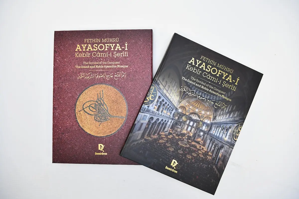 Ayasofya’nın yeniden ibadete açılmasının 6’ncı yıl dönümü koleksiyon bir eserle taçlandı 2