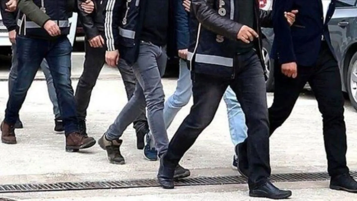 FETÖ Operasyonunda 38 Şüpheli Gözaltında!