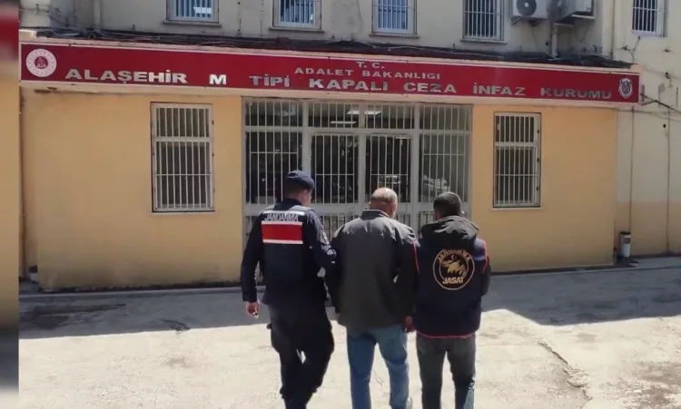 FETÖ Operasyonunda 69 Şüpheli Yakalandı!