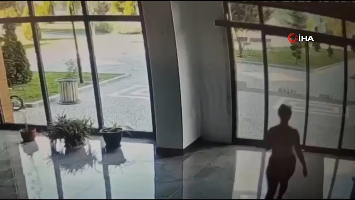 Flört çetesine operasyon! Çok sayıda gözaltı var 3