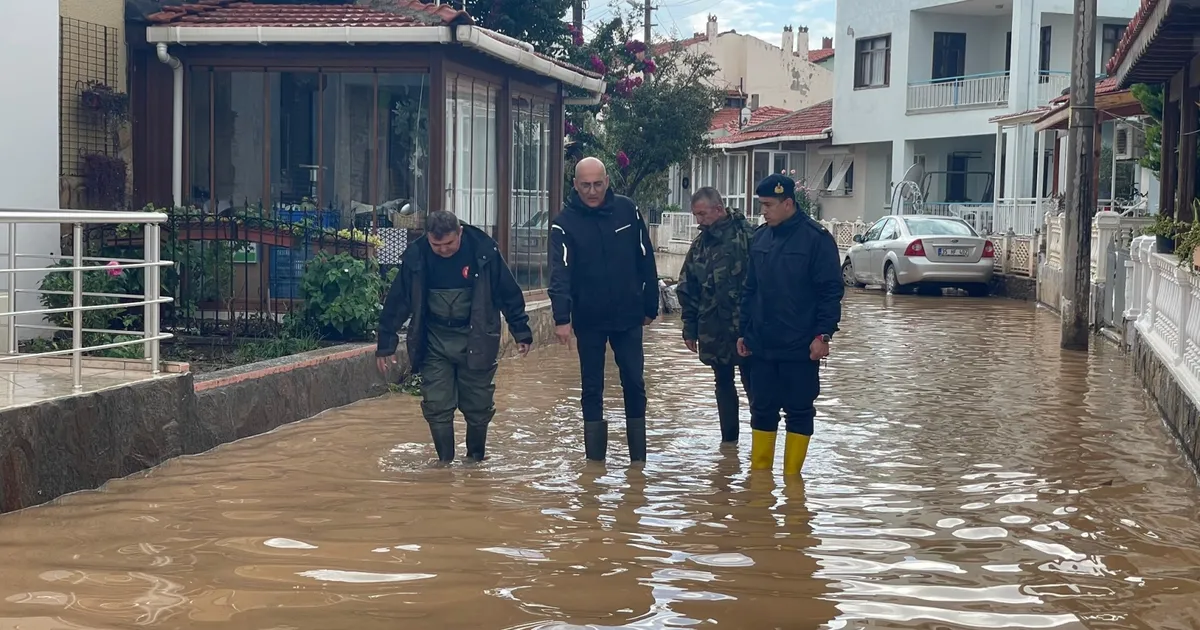 Foça’da Sel Felaketi! Kaymakam Aydın İnceleme Yaptı