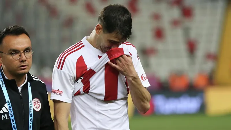Futbolda Küme Düşmeler ve Yükselişler Devam Ediyor!