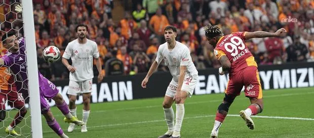Galatasaray 26. Şampiyonluğunu İlan Etti!