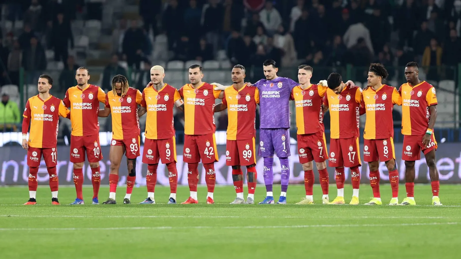 Galatasaray Alanyaspor ile Zirve Mücadelesine Çıkıyor!