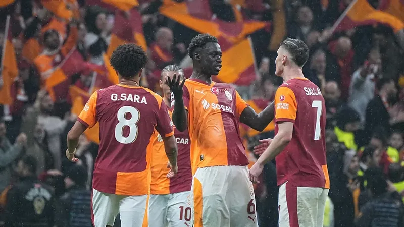 Galatasaray’da Satış Önceliği: Sara ve Sallai