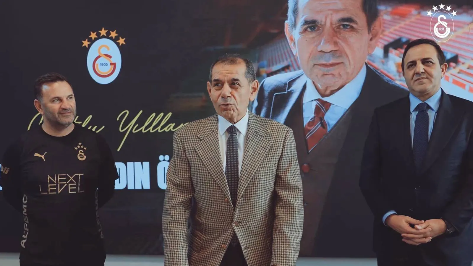 Galatasaray’dan Okan Buruk’a Destek Mesajı!