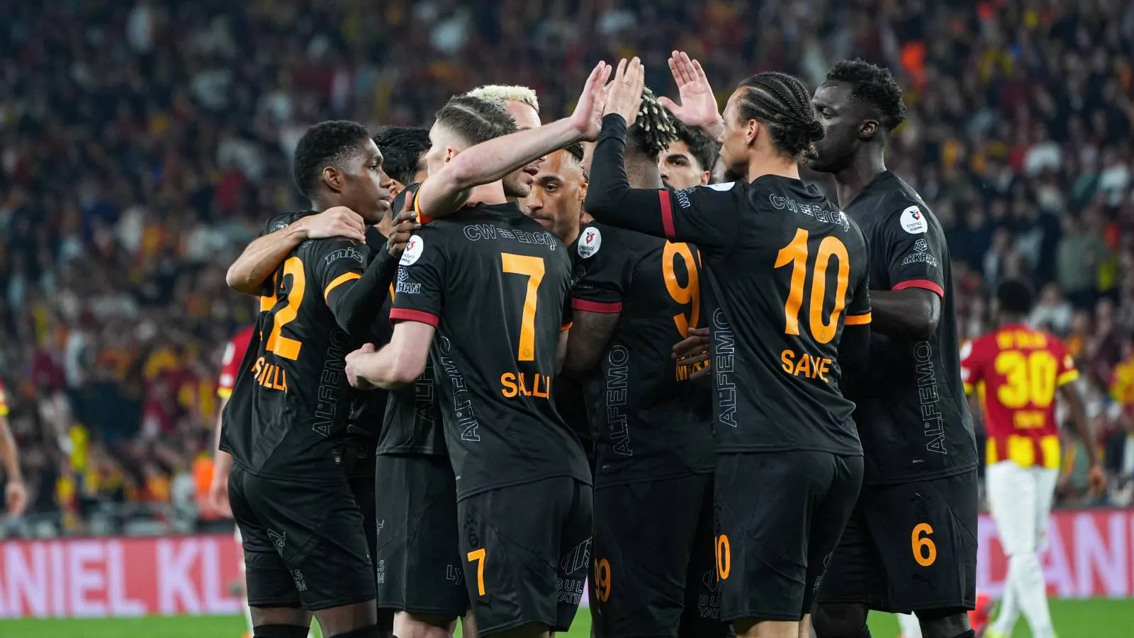 Galatasaray Göztepe’yi 3-1 ile geçti!