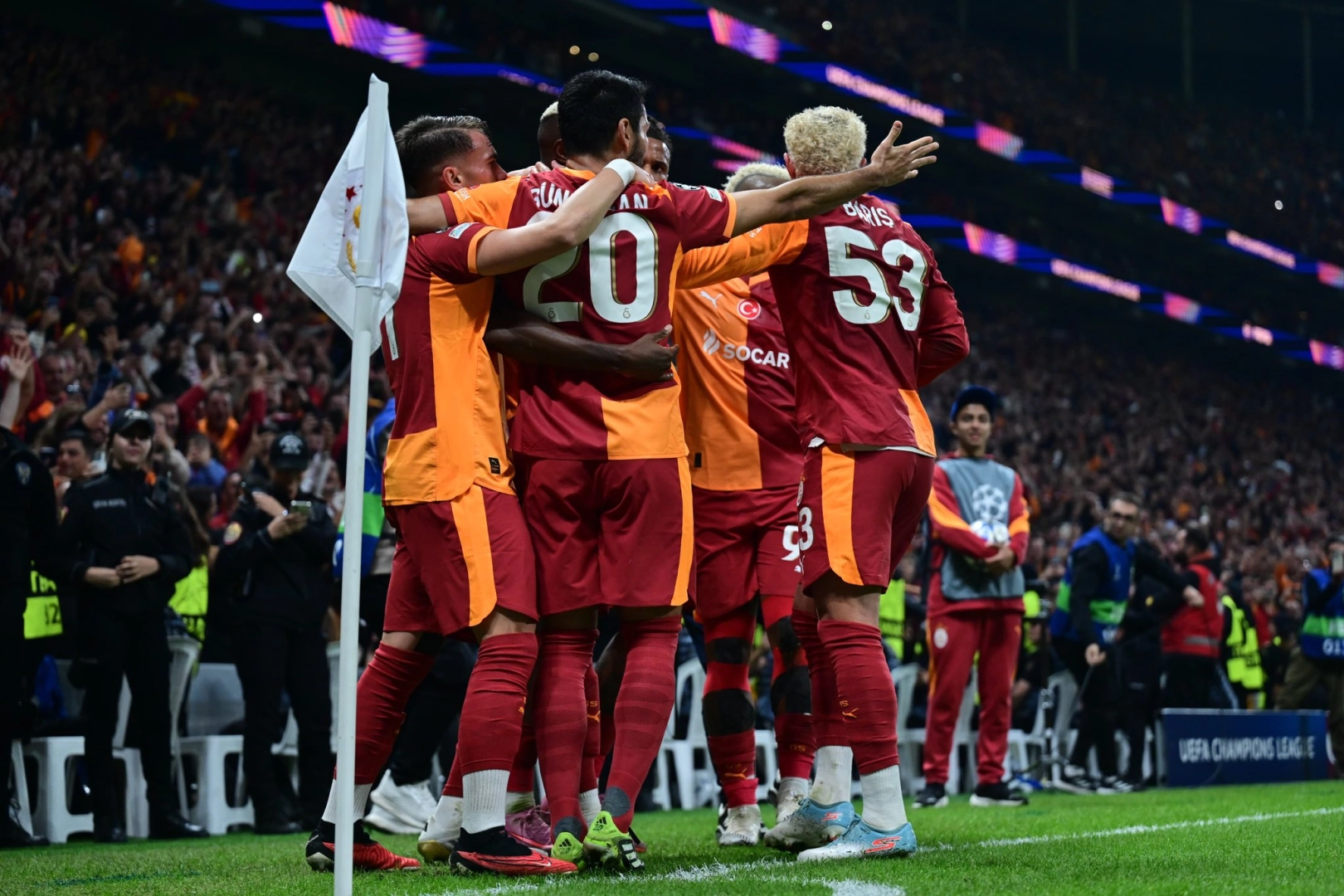 Galatasaray-Liverpool Maçında Bilet Fiyatları Şok Etti!