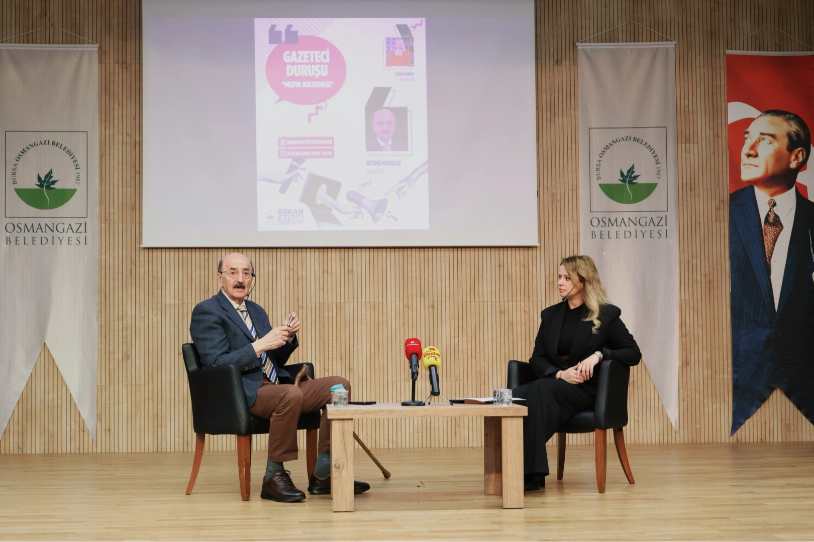 Gazeteci Duruşu: Hüsnü Mahalli ile Medya Buluşması