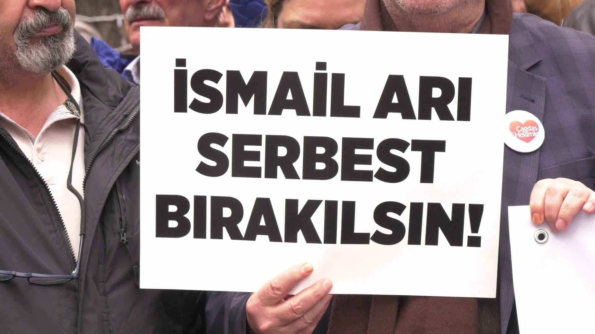 Gazeteci İsmail Arı İçin Ankara’da Eylem Düzenlendi