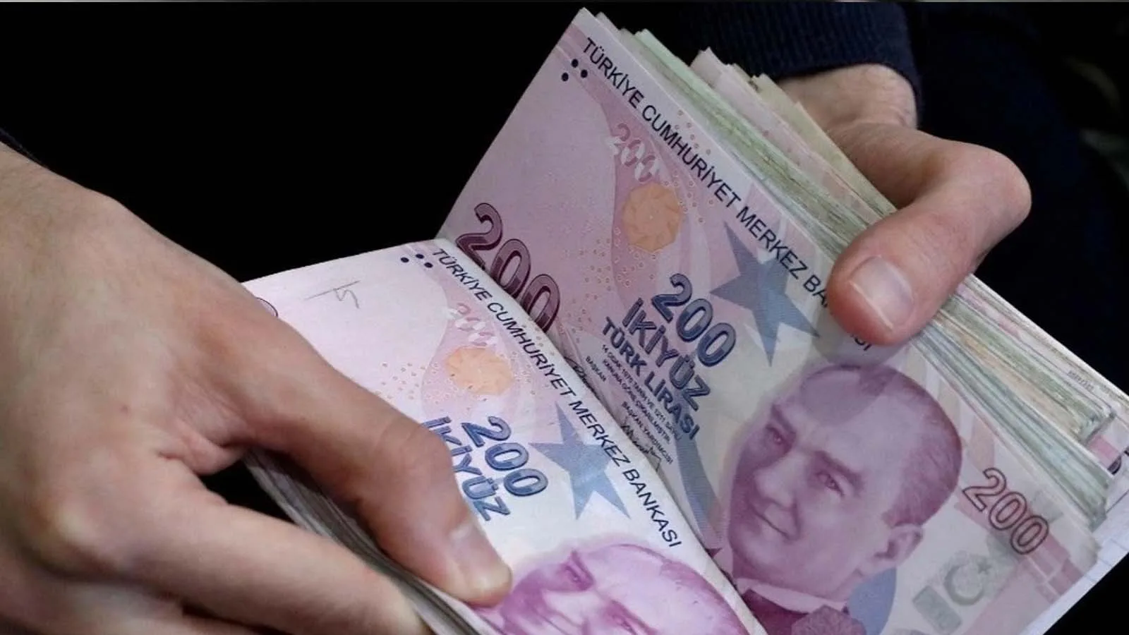 Gazetecilere Banka Ödemesi Zorunluluğu Geldi!