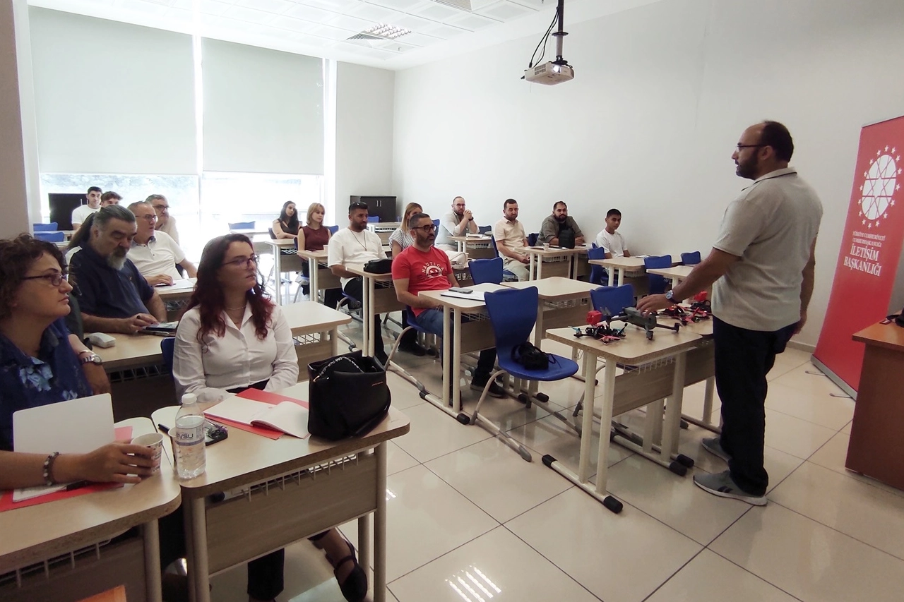 Gazetecilere iahaber Pilot Eğitimi Başladı!