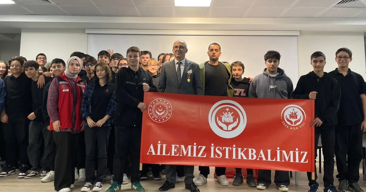Gazi, Keşan’da Gençlerle Bir Araya Geldi