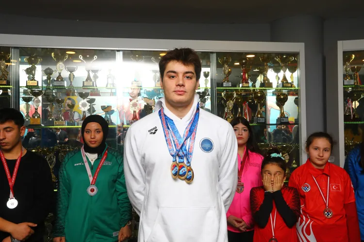 Gaziantep Spor Kulübü 71 Madalya ile Parlıyor!