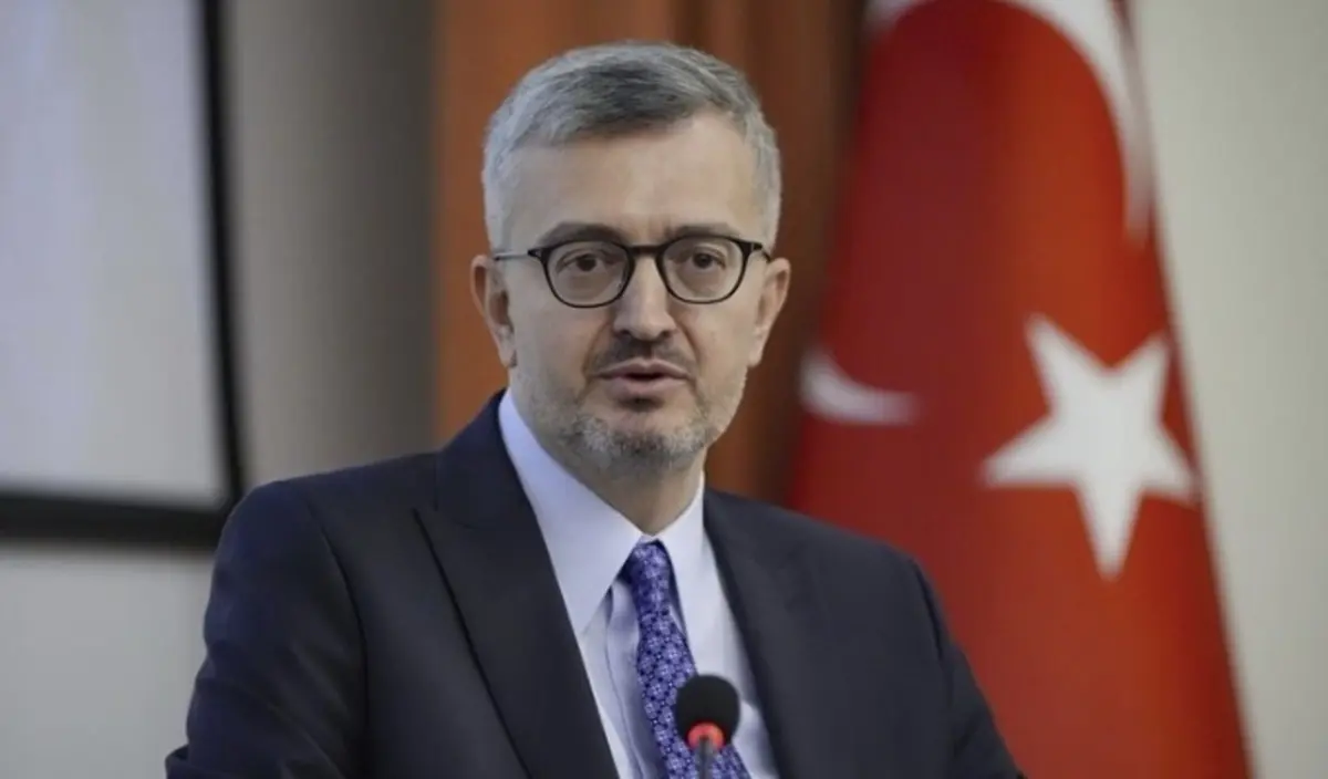 İletişim Başkanı Duran dan düşen füze parçalarıyla ilgili açıklama 2