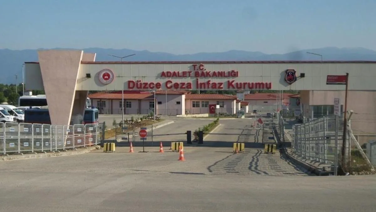Gaziantep’te Hatalı Şerit Değiştiren 694 Sürücüye Ceza