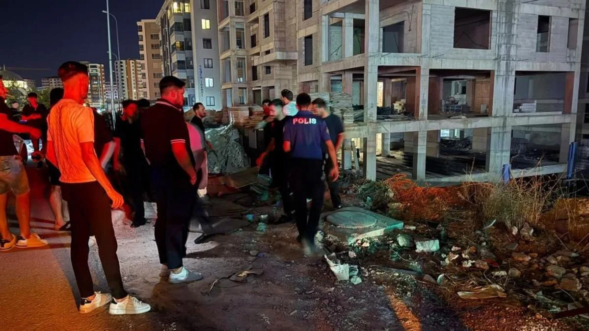 Gaziantep’te Kaza: Araç İnşaat Çukuruna Uçtu!