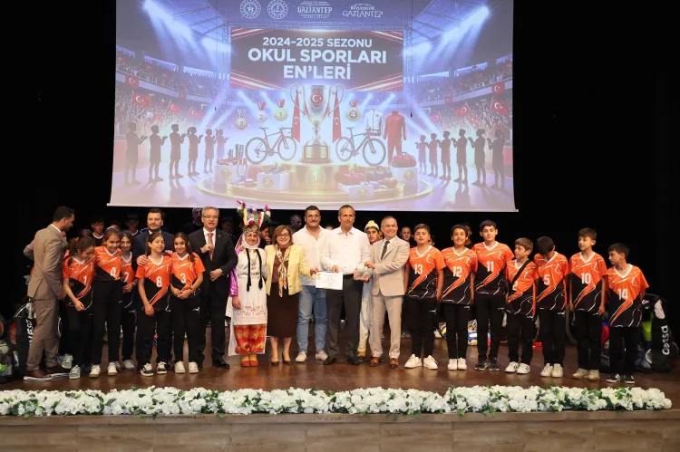 Gaziantep’te Okul Sporları Ödülleri Sahiplerini Buldu