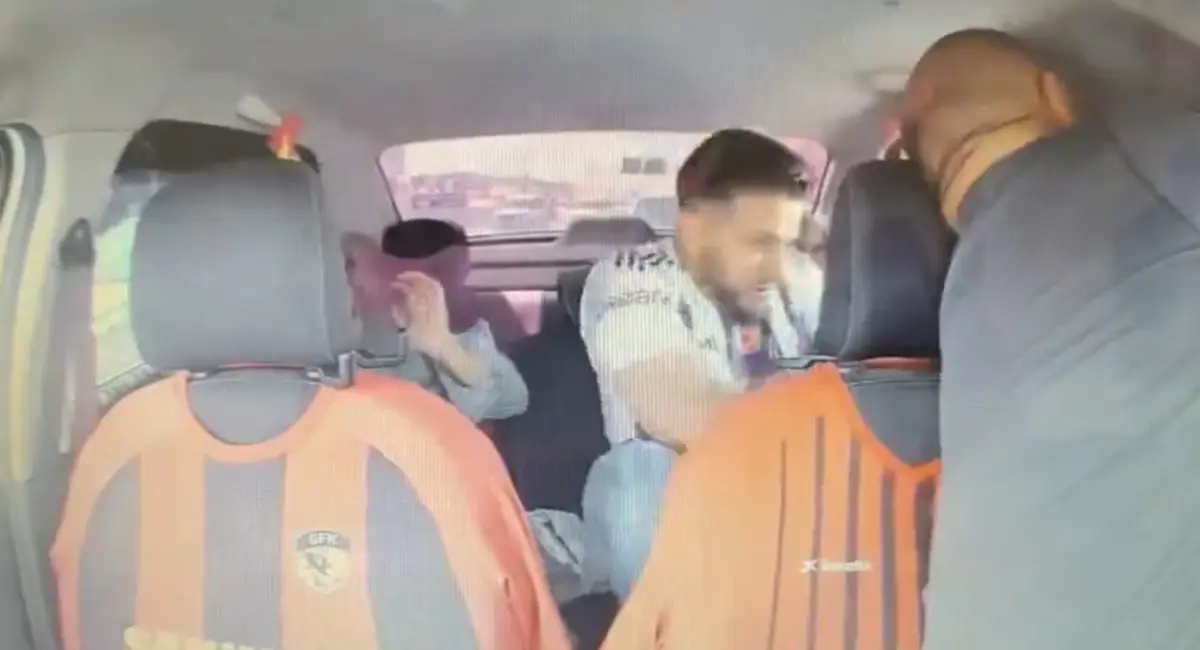 Kahraman taksici! Polise ateş açtığı sırada müdahale etmiş 6